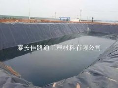 防滲土工膜焊接前的表面清理：確保工程