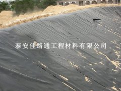 垃圾填埋場防滲膜斜坡鋪設：關鍵注意事項與創