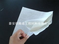 防滲復合土工膜裁剪技巧：精準高效的藝術